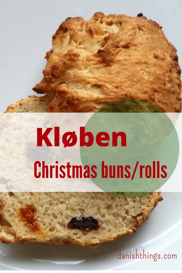 Kløbenboller - kloeben buns or kloeben rolls - The delicious fatty, sweet Christmas bun filled with butter and dried fruit - what's not to like! Find the recipe @ danishthings.com