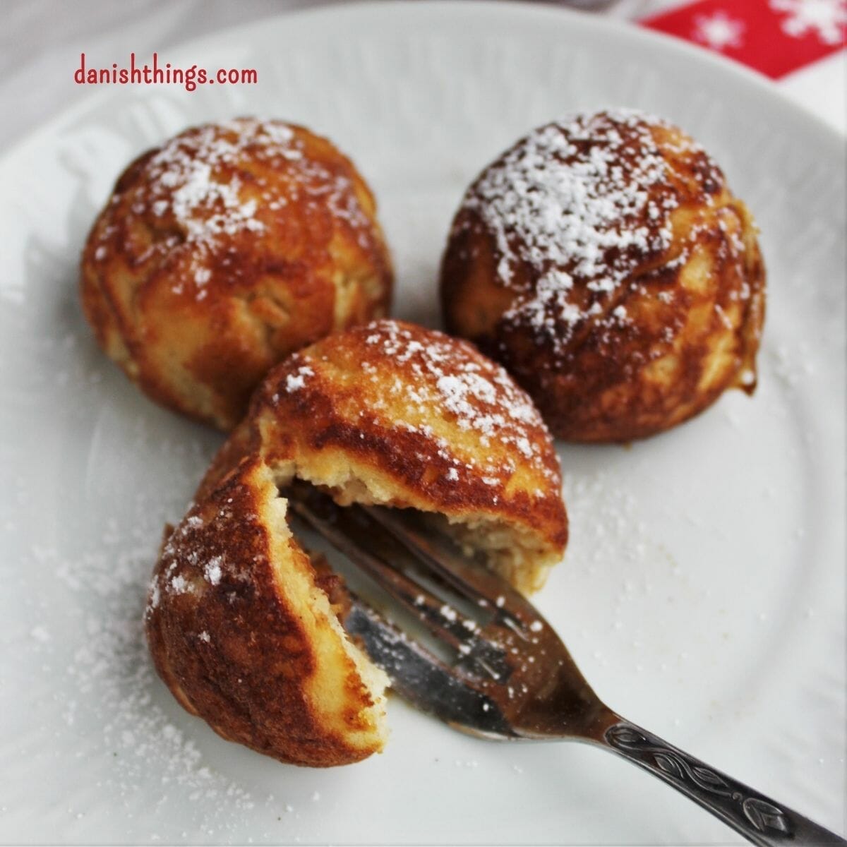 Danish aebleskiver Puff dumplings Apple dumplings Filled pancakes